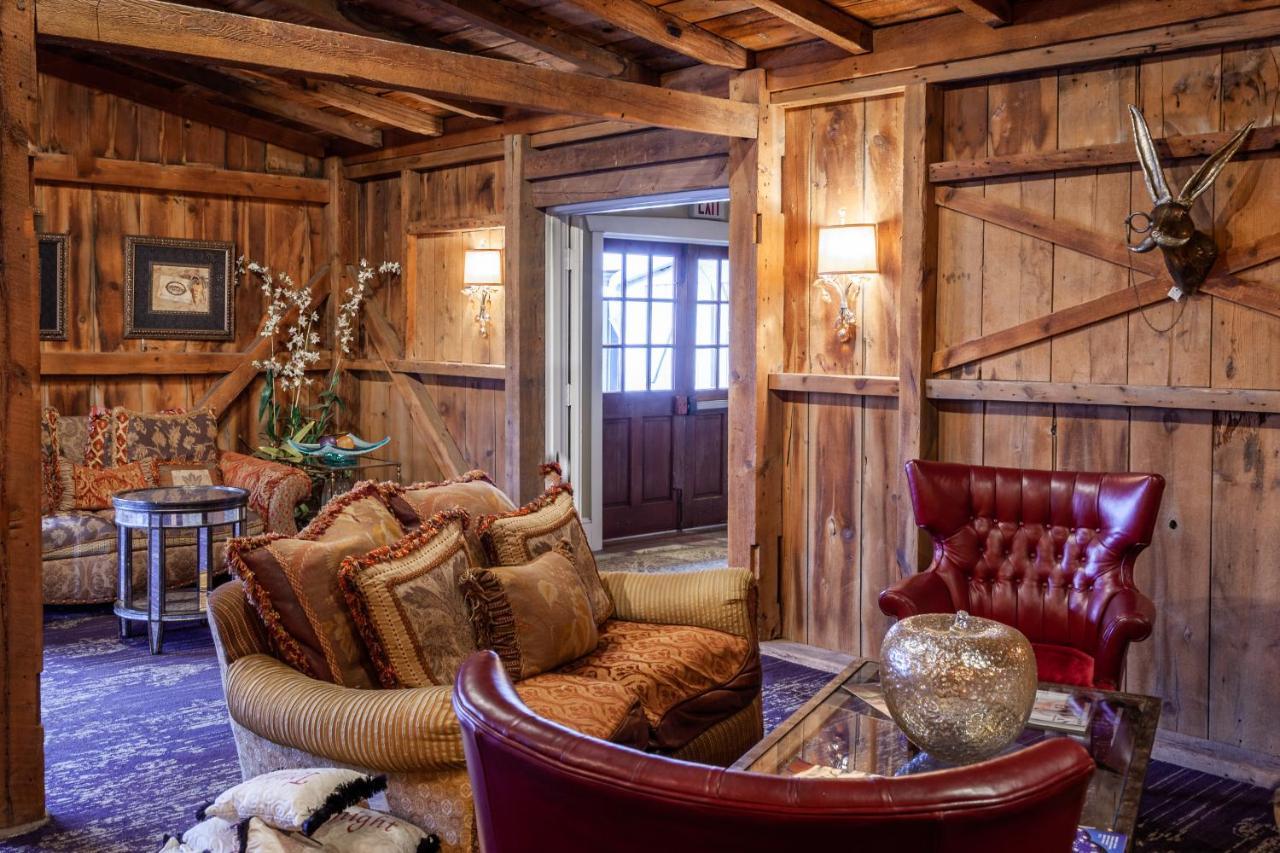 Inn The At Village, A Historic Of America 4*