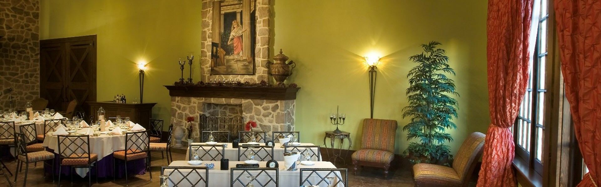 The At Village, A Historic Of America 4* Leola