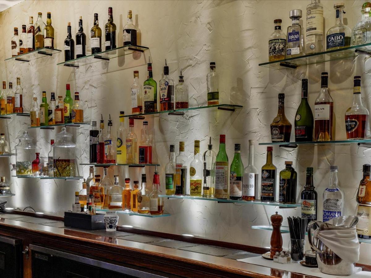 The At Village, A Historic Of America 4* Leola