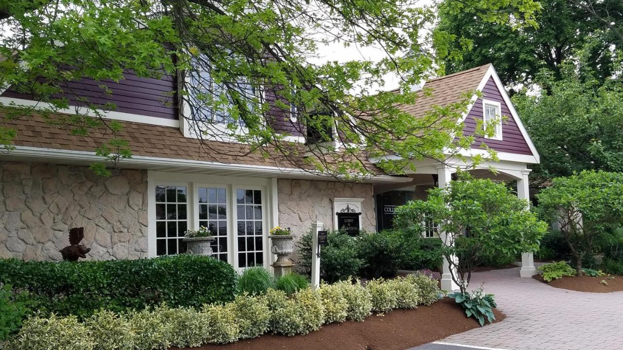 The At Village, A Historic Of America Inn Leola