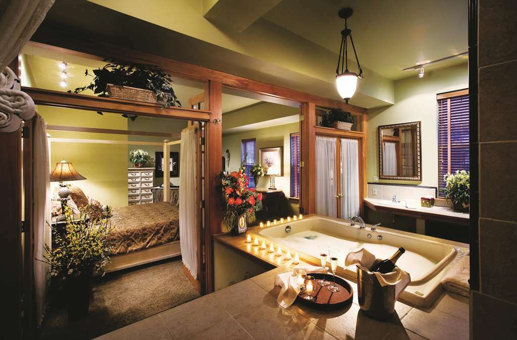 Locanda The At Village