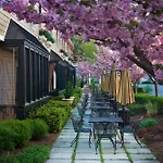 The Inn At Leola Village, A Historic Hotel Of America 